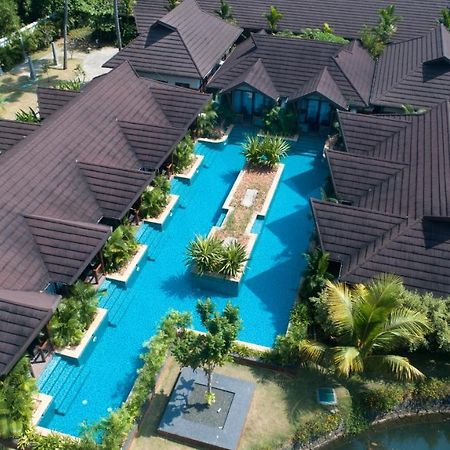 Gokulam Grand Resort & Spa, Kumarakom Extérieur photo
