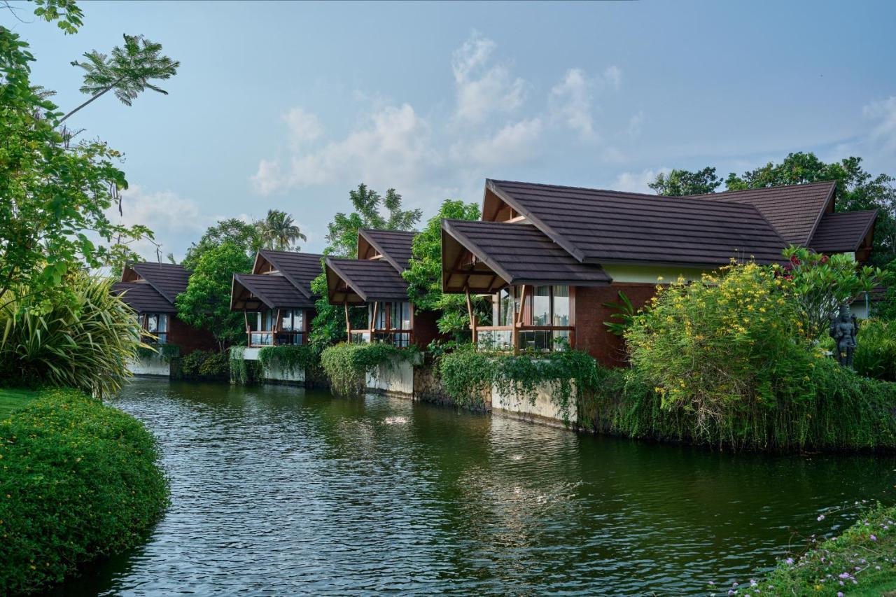 Gokulam Grand Resort & Spa, Kumarakom Extérieur photo