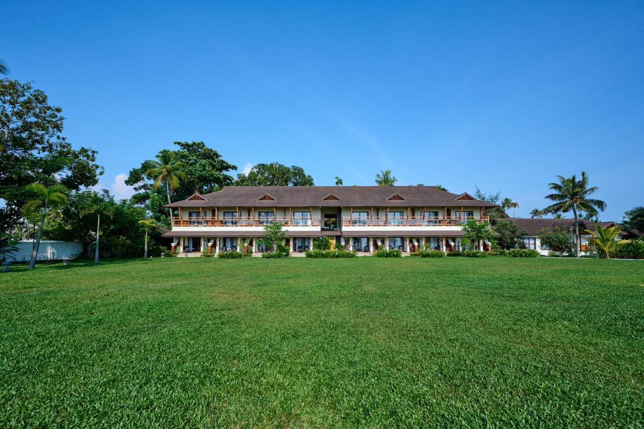 Gokulam Grand Resort & Spa, Kumarakom Extérieur photo