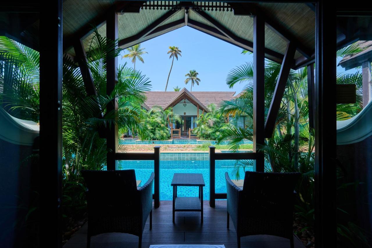 Gokulam Grand Resort & Spa, Kumarakom Extérieur photo