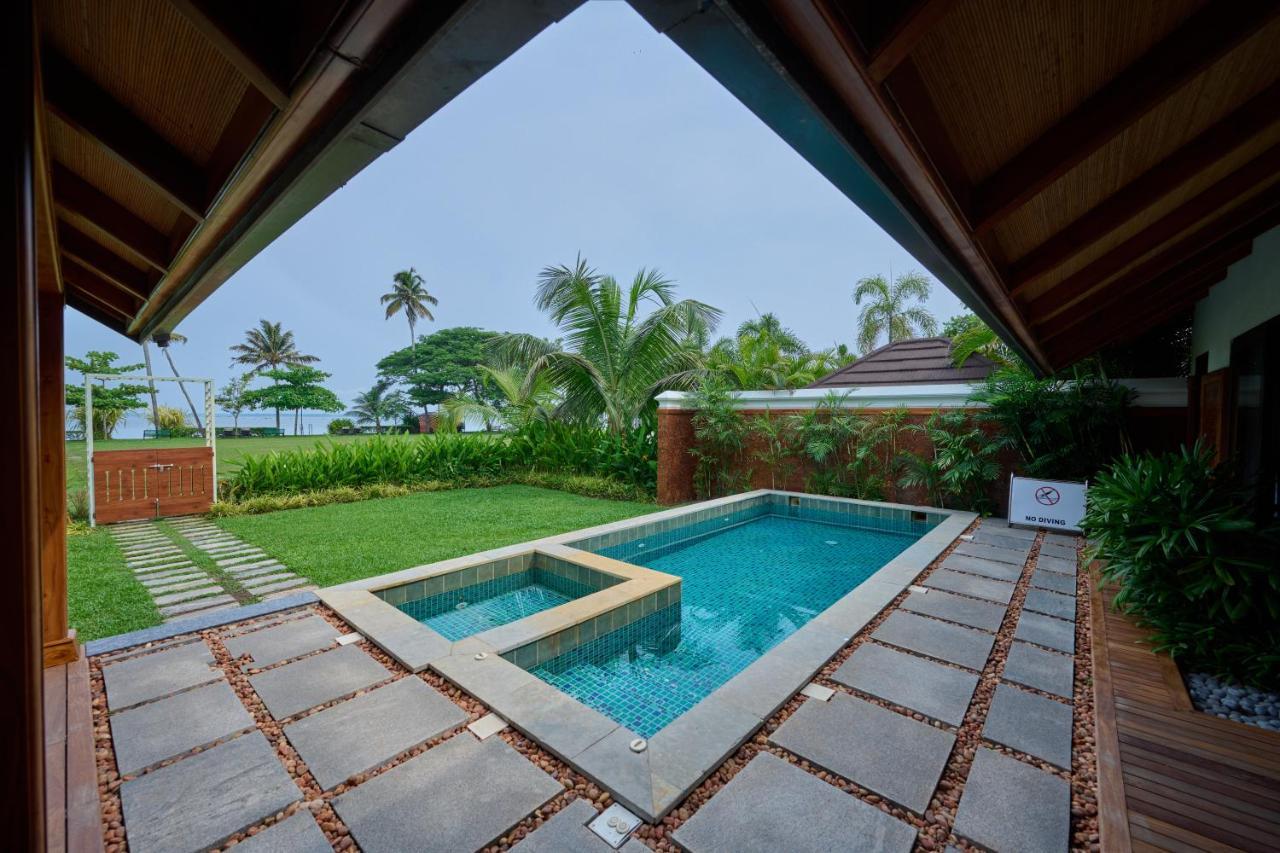 Gokulam Grand Resort & Spa, Kumarakom Extérieur photo