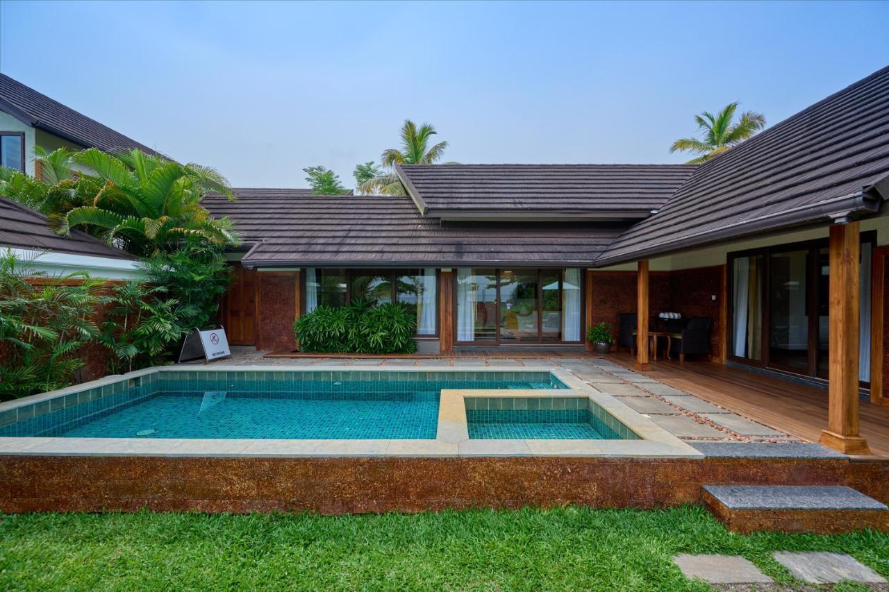 Gokulam Grand Resort & Spa, Kumarakom Extérieur photo