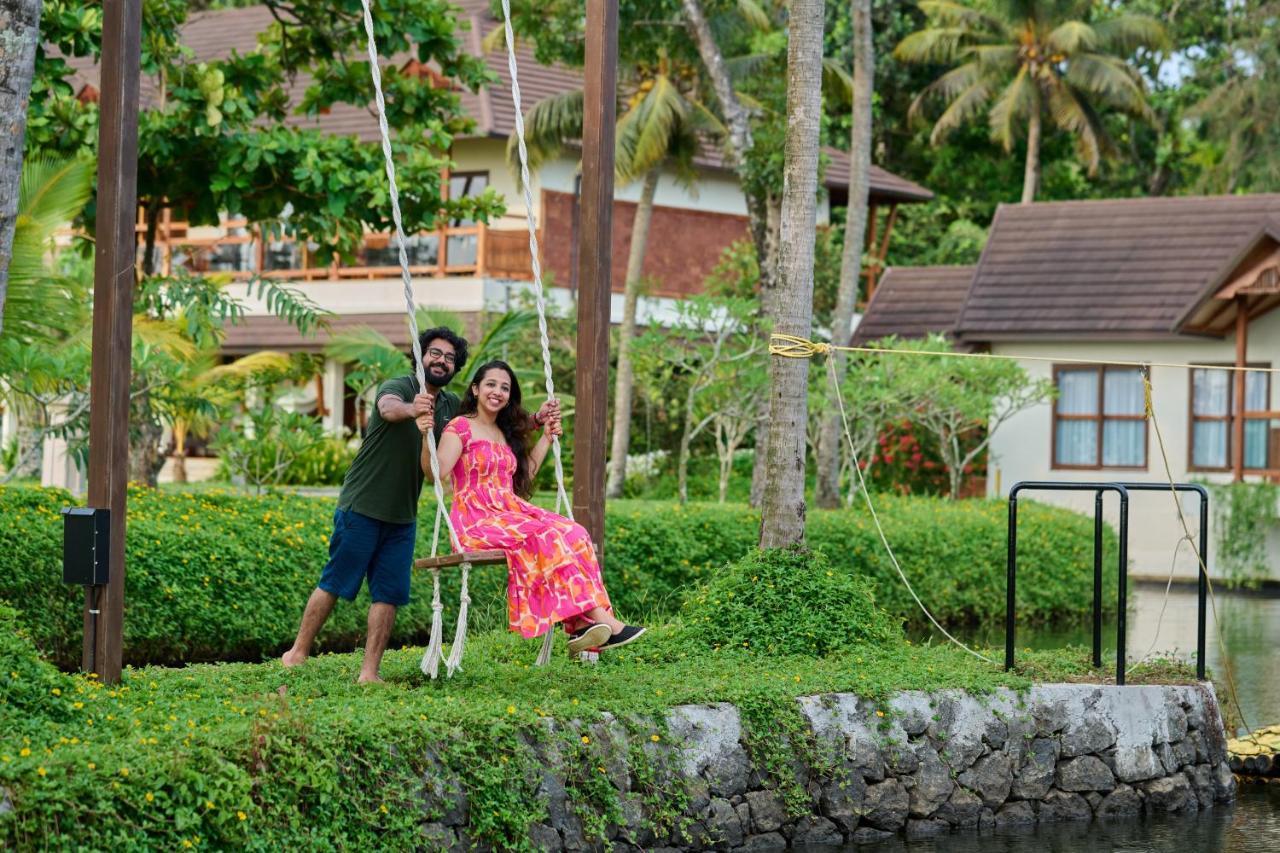 Gokulam Grand Resort & Spa, Kumarakom Extérieur photo